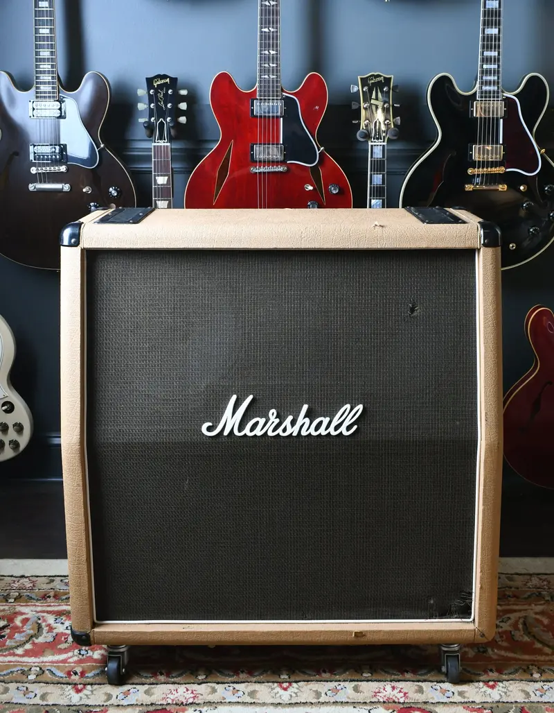 1977 Marshall 4X12 Cabinet Fawn Tolex 1