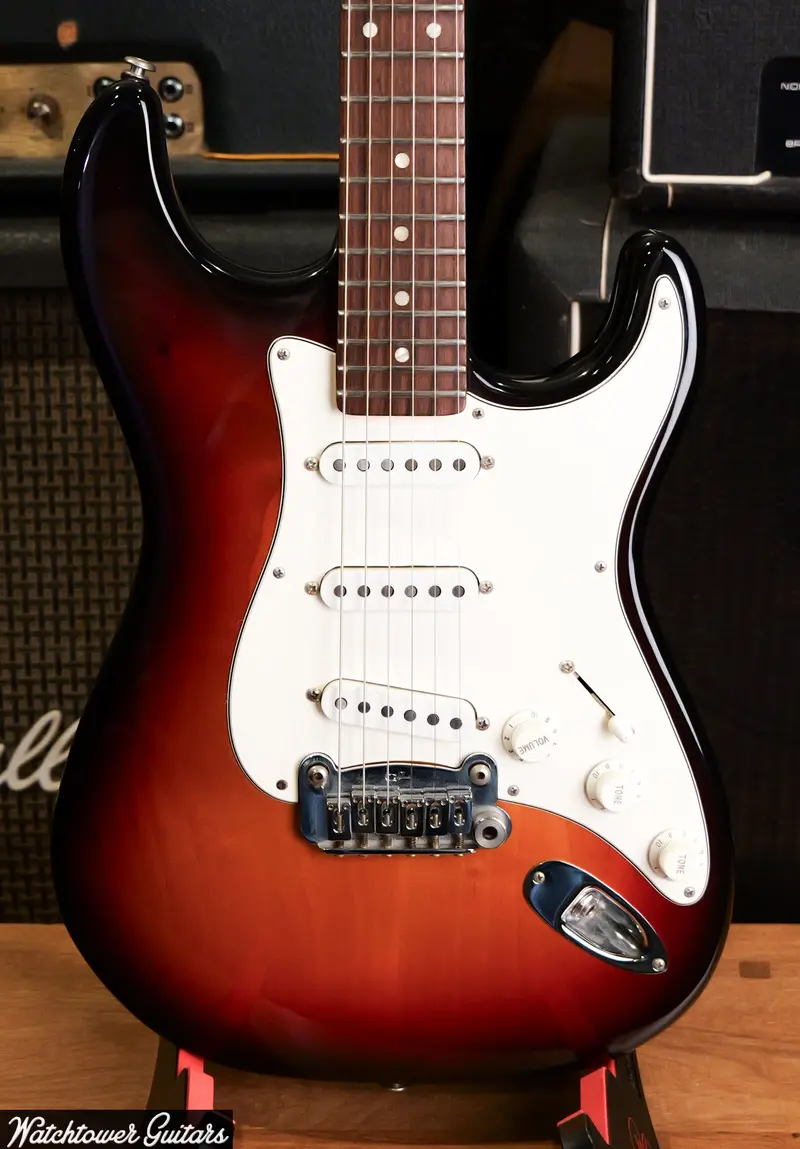 2005 G&L Usa Legacy Sss Sunburst 1