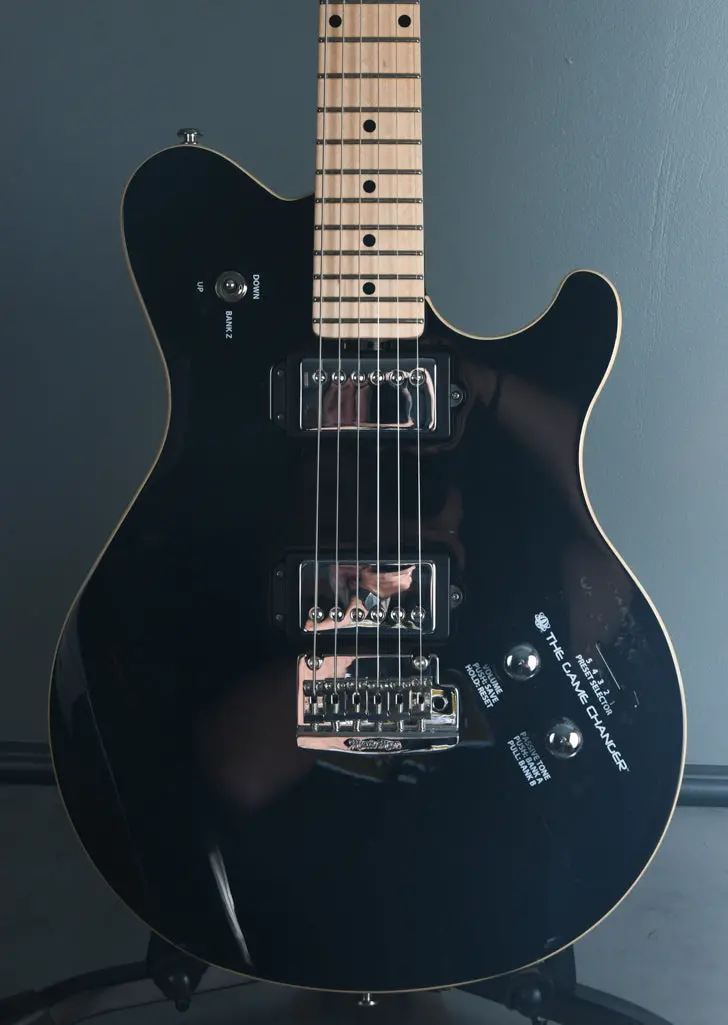 2012 Ernie Ball Music Man The Game Changer Reflex Guitar Hh Tremolo Black 1