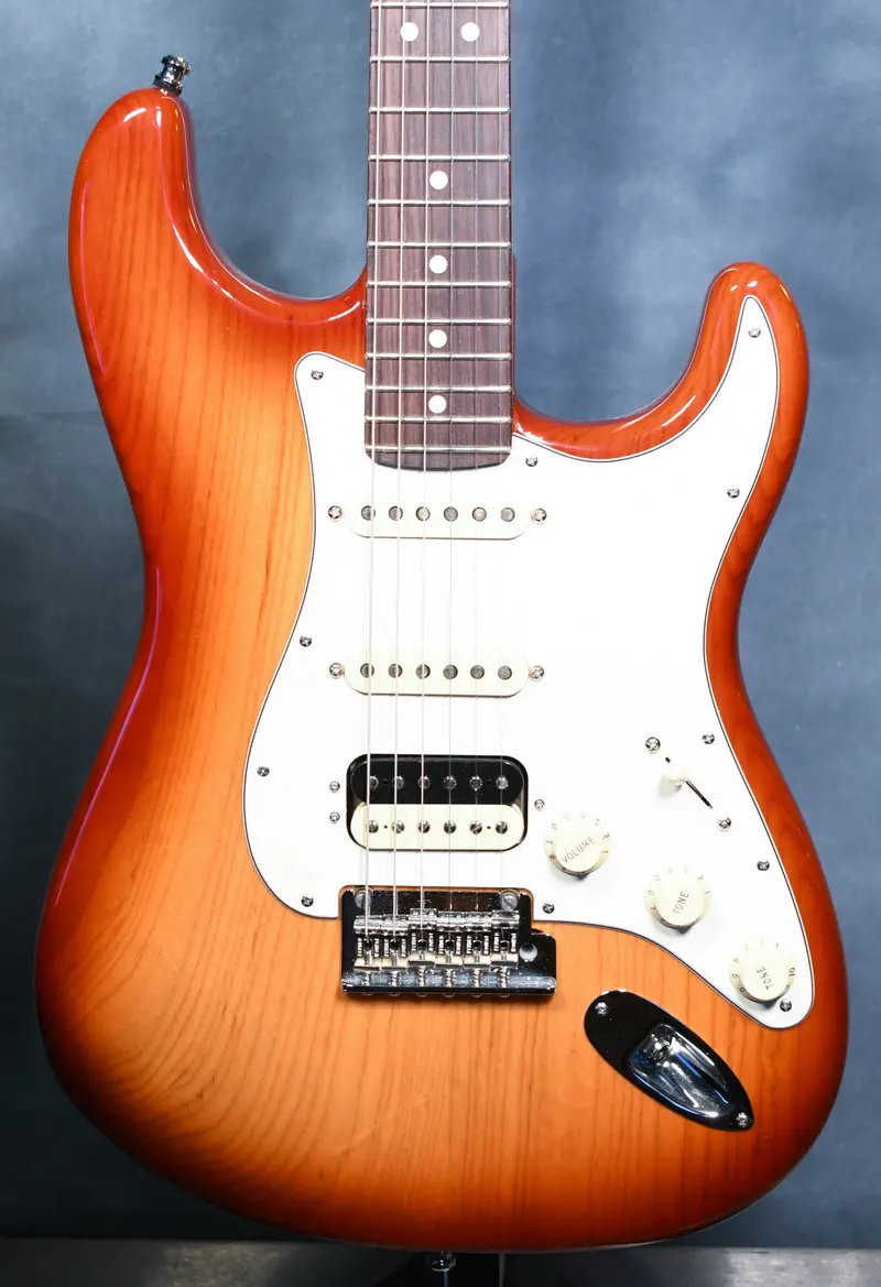 2019 Fender American Professional Stratocaster Hss Shawbucker Siena Burst 1