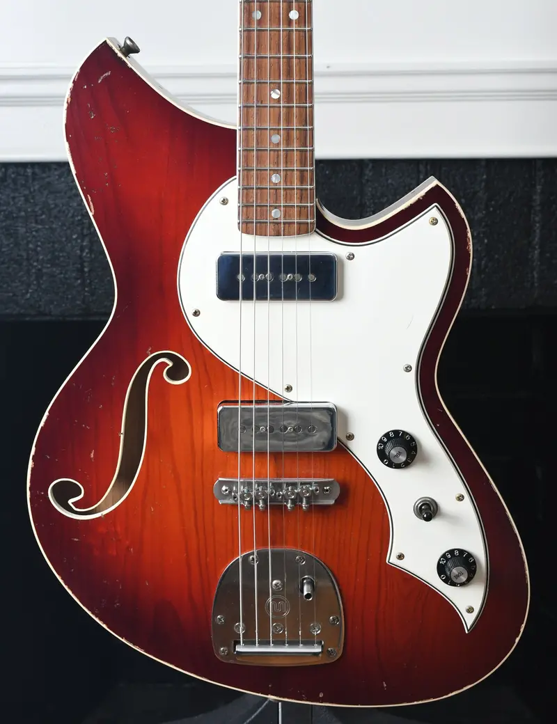 2019 Novo Miris J Tobacco Burst & Hardshell Case 1