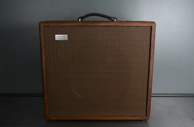 2020 Tyler Amp Works 20-20 1X15 Combo Lacquered Dark Tweed 1