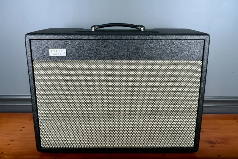 2020 Tyler Amp Works Hm-18  10"/12" Combo Black Tolex 1