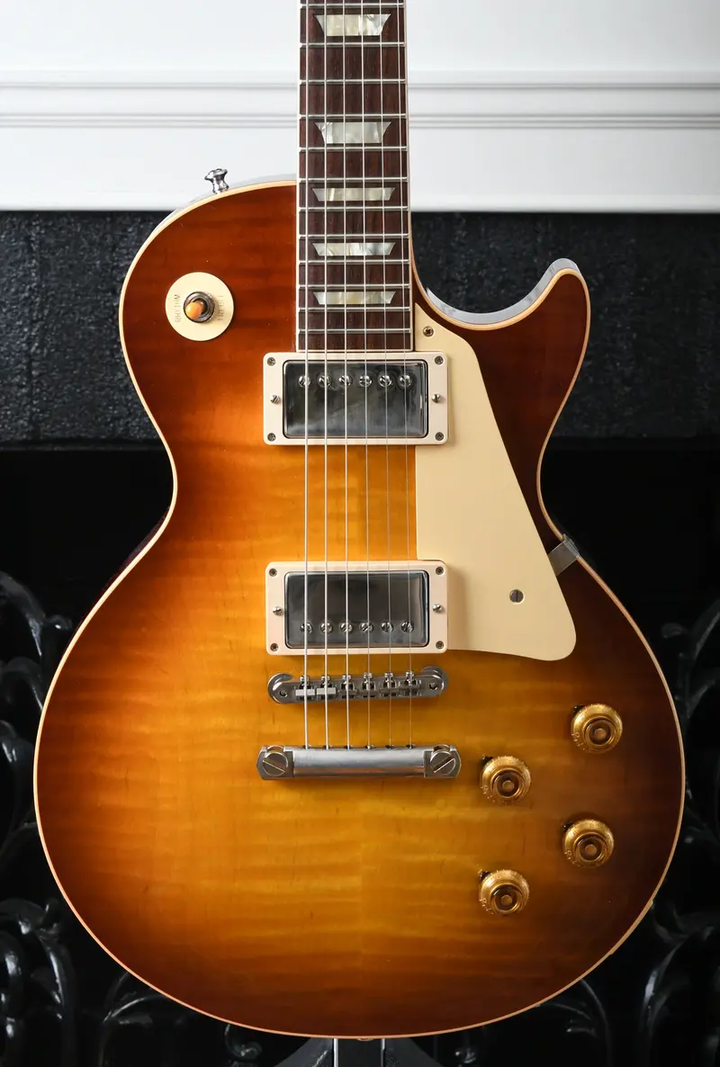 2021 Gibson 60Th Anniversary Les Paul 1959 R9 Reissue Cherry Teaburst 1