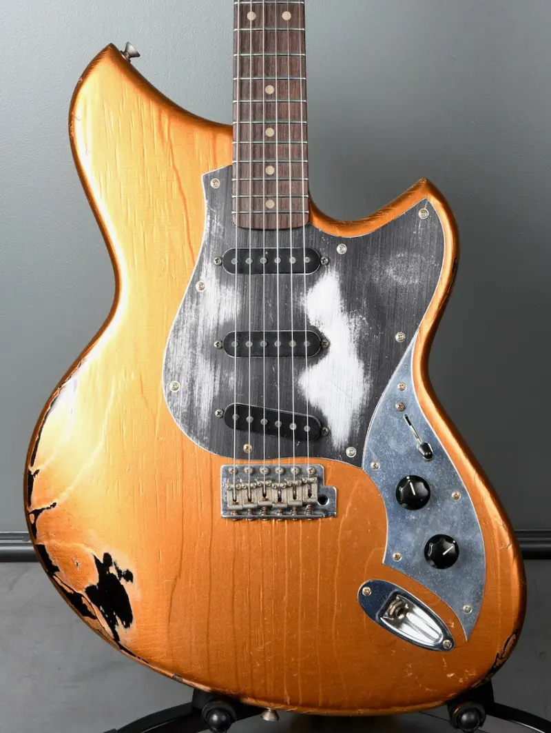 Novo Guitars Serus S Fralins Aztec Gold Over Bull Black 1