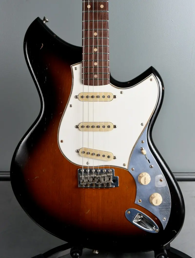 Novo Guitars Serus S Two Tone Sunburst 1