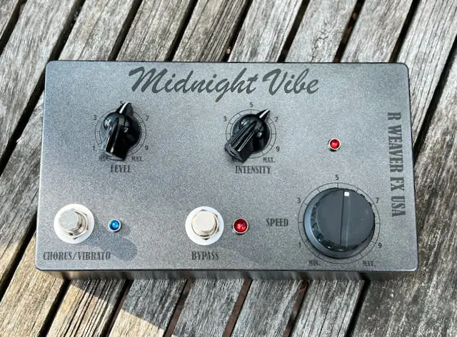 R Weaver Fx - Midnight Vibe 1