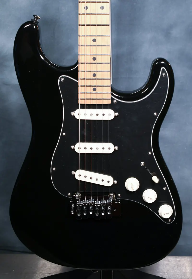 Reverend Gil Parris Signature Gps Midnight Black 1