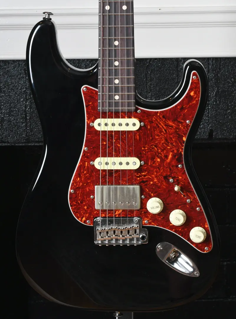 Suhr Classic S Hss Roasted Body & Neck - Black 1