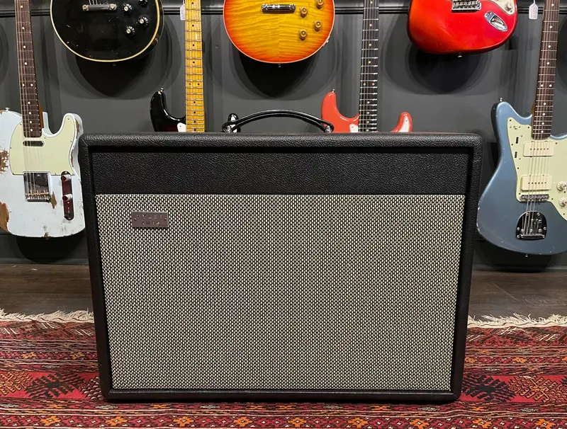 Tyler Amp Works Hm-18  10"/12" Combo Black Tolex 1