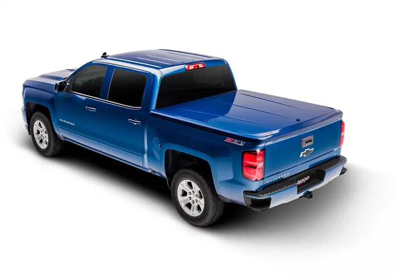 Undercover Lux Tonneau Cover Uc1186L-41 For 2019–2022 Chevrolet Silverado 6.7-Foot Bed – Black 1